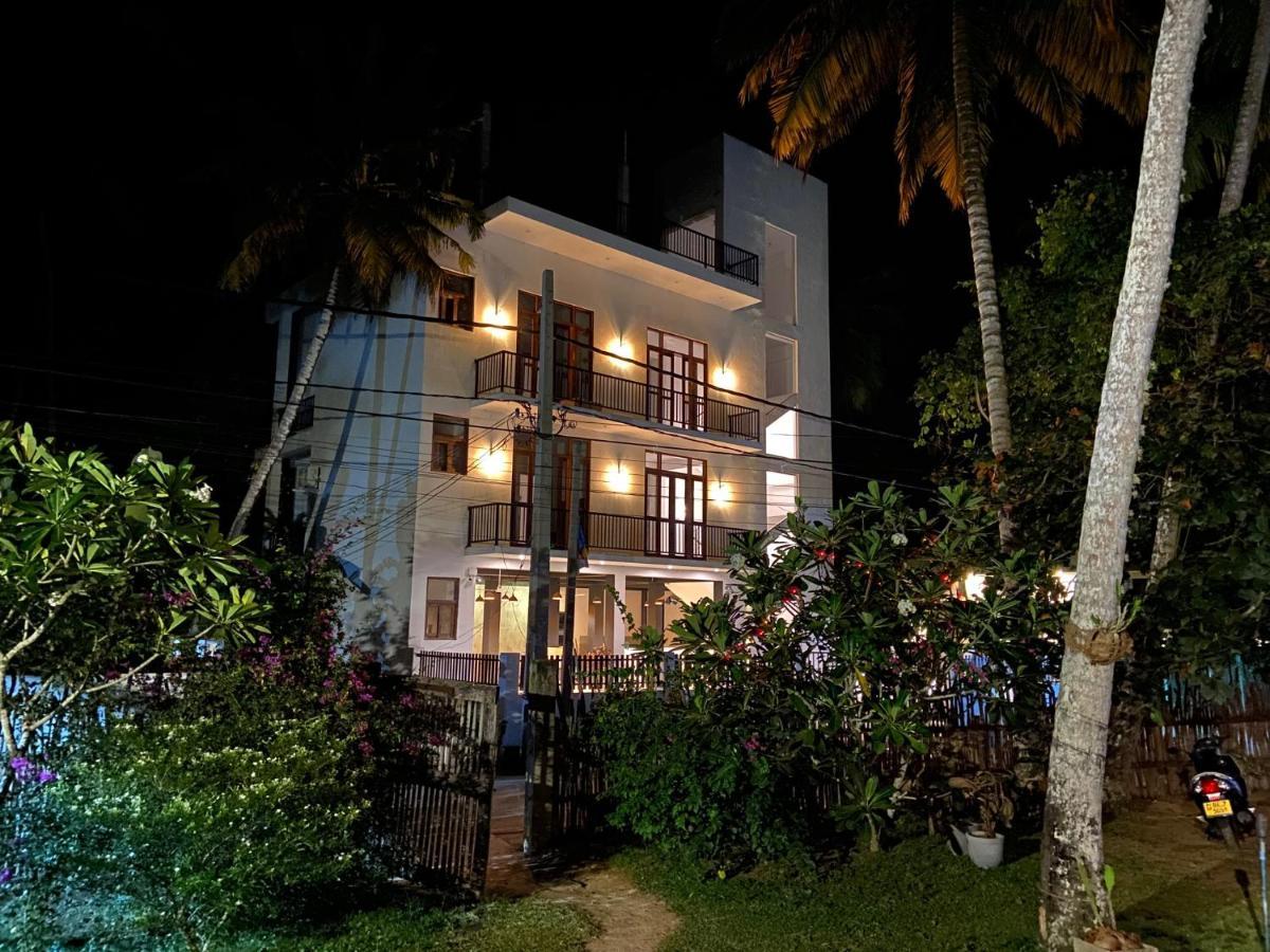 Hotel The Atrium Hiriketiya Dikwella Exterior foto